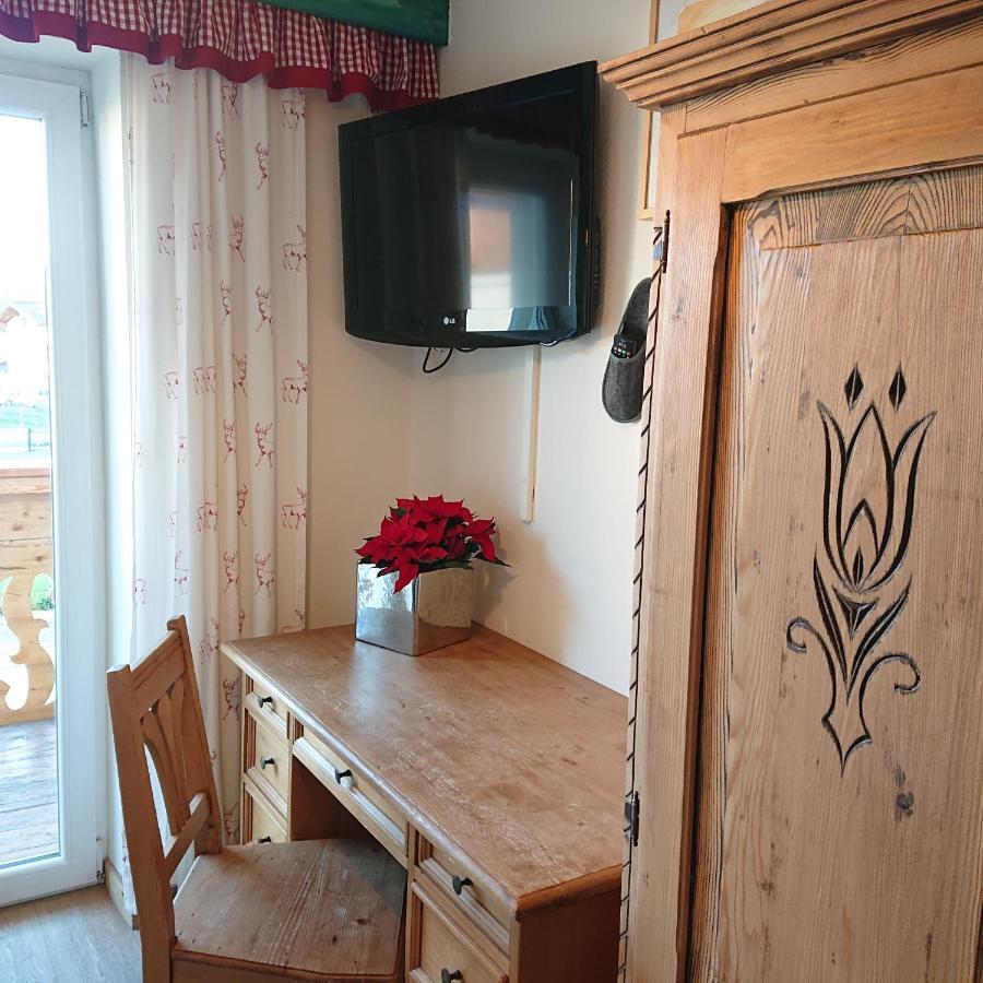 Alpenhostel "Das Besenhaus" Altenmarkt im Pongau Luaran gambar