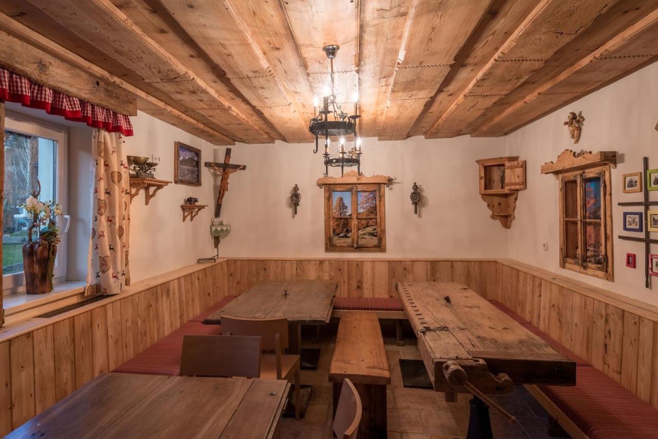 Alpenhostel "Das Besenhaus" Altenmarkt im Pongau Luaran gambar